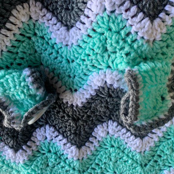 Infant Car Seat Canopy/Cover (3) - Picture 4 of 9